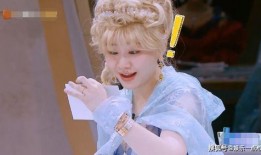 网络吃瓜图片女孩,吃瓜女孩的时尚风采