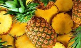 吃蜜瓜嘴唇出血