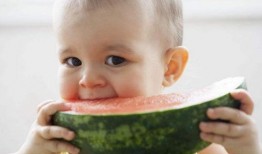 婴儿经常吃瓜,宝宝成长中的美味伴侣