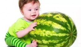 婴儿经常吃瓜,宝宝成长中的美味伴侣