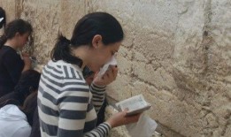 娱乐吃瓜君原创,吃瓜君独家爆料，带你领略明星幕后故事