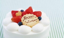 跑腿送蛋糕吃瓜,蛋糕与瓜果共享的幸福时光