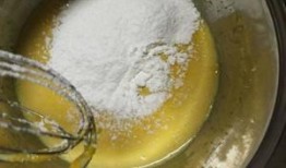 吃瓜博主吃小蛋糕,吃瓜博主倾情演绎小蛋糕的甜蜜诱惑