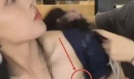 杨超越直播吃瓜,揭秘娱乐圈幕后故事