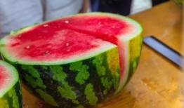 云南各高校吃瓜,瓜分校园美味，探寻特色小吃