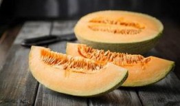 孩子吃晓蜜瓜好吗,孩子食用益处多，营养美味两不误